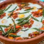 Huevos a la Flamenca (Endülüs usulü fırın yumurta): İspanyolların menemeni! Bu tarife bayılacaksınız...