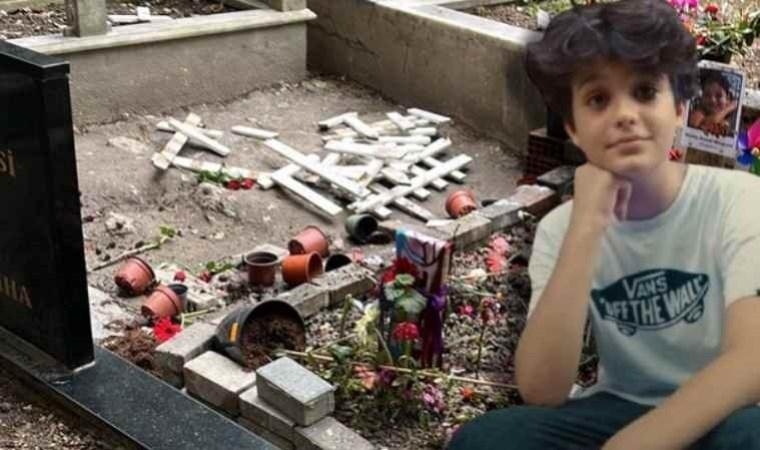 İlk duruşma öncesinde Mattia Ahmet Minguzzi'nin mezar taşlarını parçaladılar!
