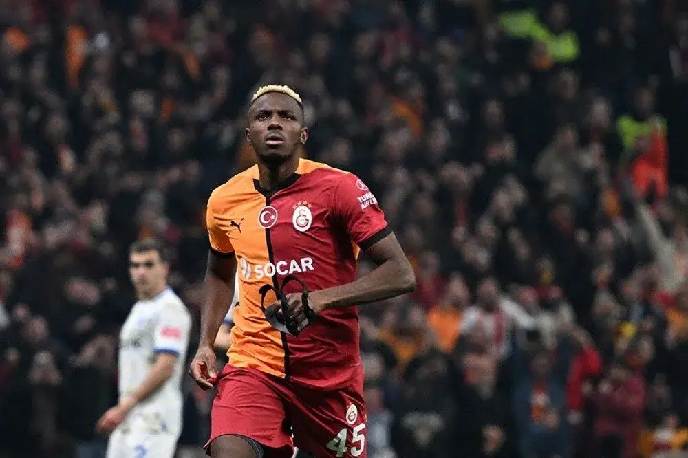Galatasaray'dan Victor Osimhen için astronomik teklif: "Resmi adım atıldı"